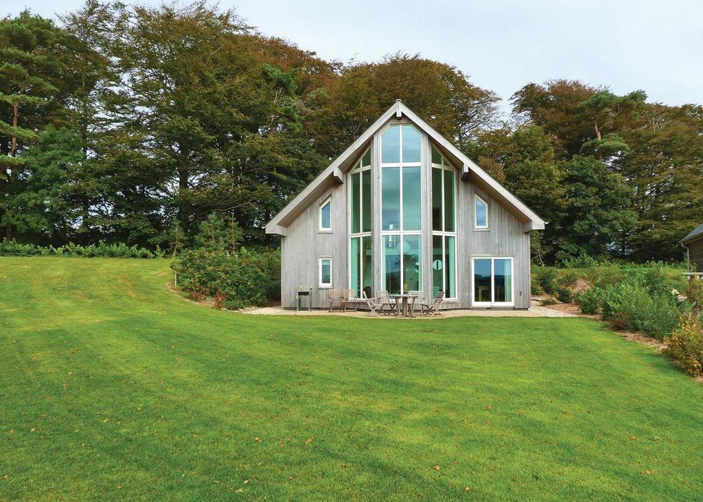 Swandown Lodges Chard Exterior photo